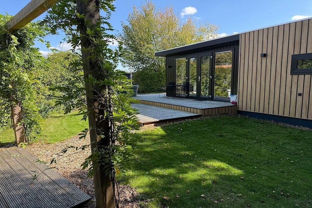 Chalet de Blauwe Regen mit Sonnenterrasse in Hardenberg, Regio Zwolle