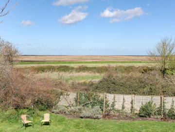 Holiday Rental for 8 People in Blakeney, Norfolk, Photo 3