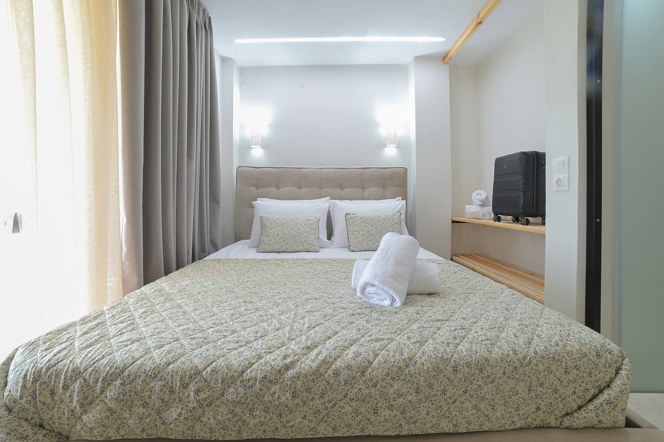 Holiday Home 'One Bedroom Apartment' with Balcony, Wi-Fi and Air Conditioning in Halkidiki