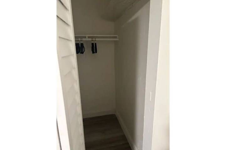 Vacation home for 2 people, with yard in Miami