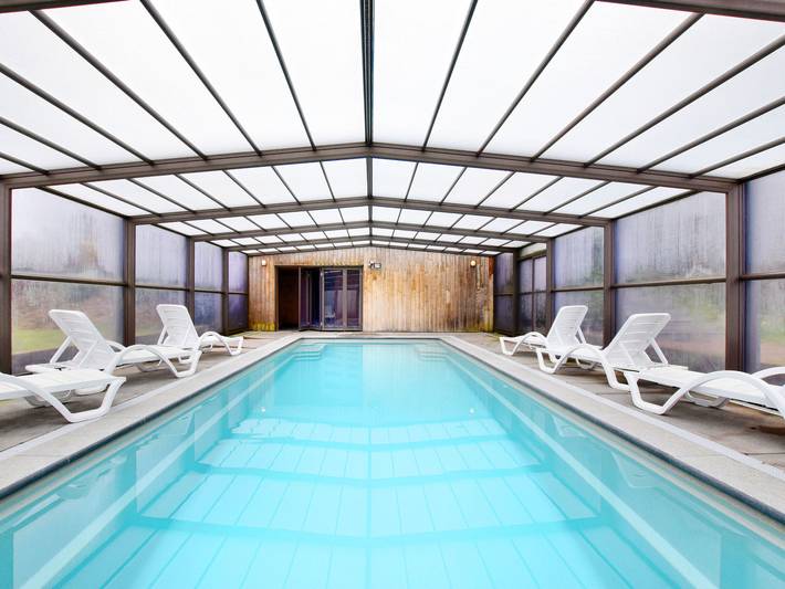 Vakantiehuis voor 14 personen, with Terras and Tuin as well as Zwembad and Sauna in Durbuy