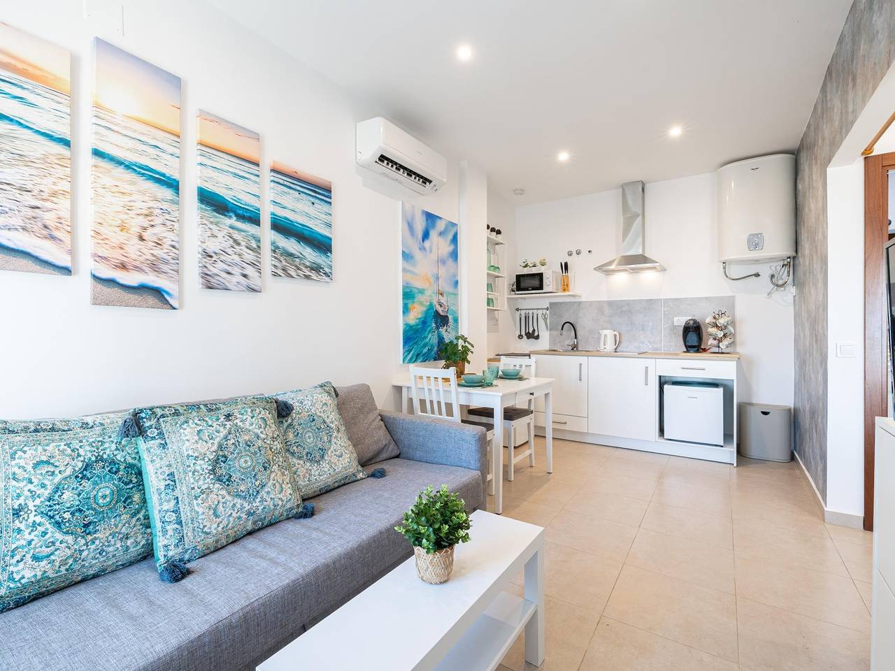 Vakantieappartement voor 3 personen met uitzicht op zee, foto 13