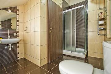 Villa für 10 Personen in Montenegro, Bild 4