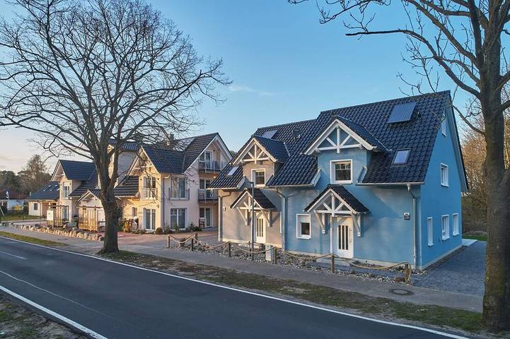 Ferienhaus für 8 Personen, mit Whirlpool und Sauna sowie Garten, mit Haustier in Kröslin