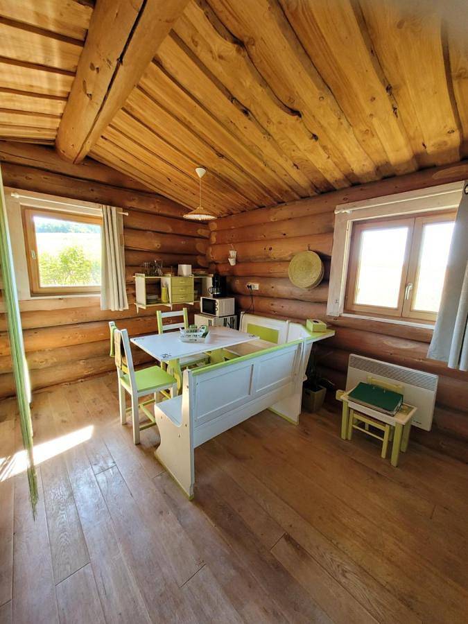 Camping pour 5 personnes, avec vue ainsi que terrasse et jardin dans l' Aube - 4