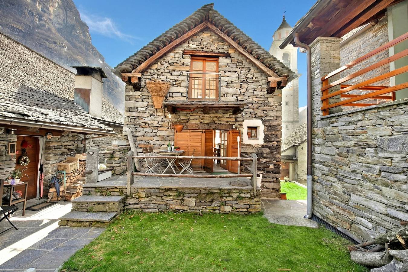 Chalet für 4 Personen mit Balkon in Sonogno, Tessiner Alpen
