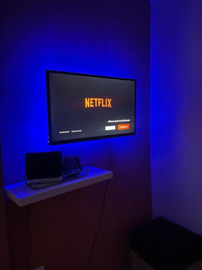 Gîte pour 4 personnes, avec piscine ainsi que jardin et vue à Saint-Martin-Lalande - 2