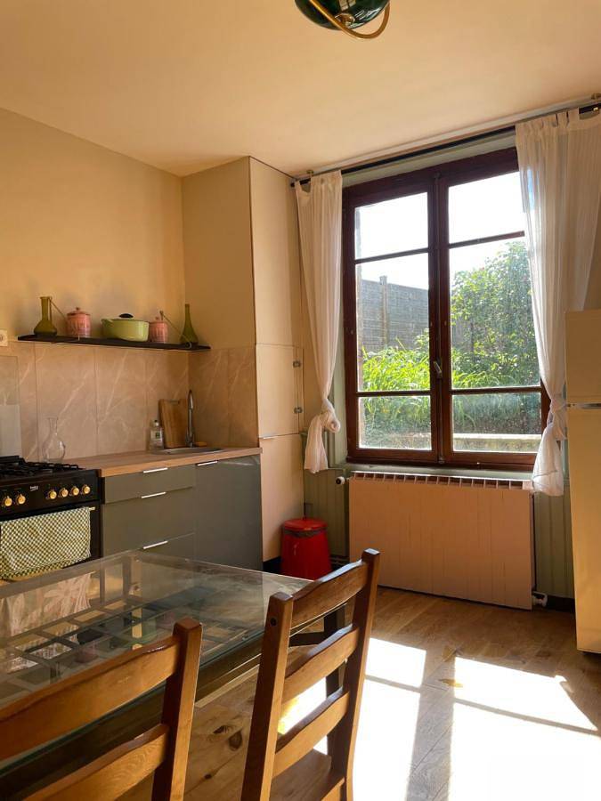 Location de vacances pour 7 personnes, avec vue ainsi que terrasse et jardin à Haybes - 2
