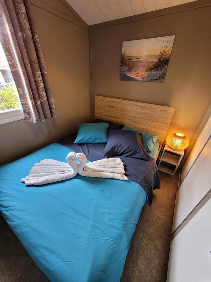 Gîte pour 6 personnes, avec jardin et piscine à Azur - 2