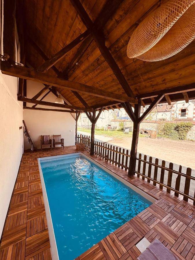 Casa de vacaciones para 16 personas, con jardín y piscina - 1