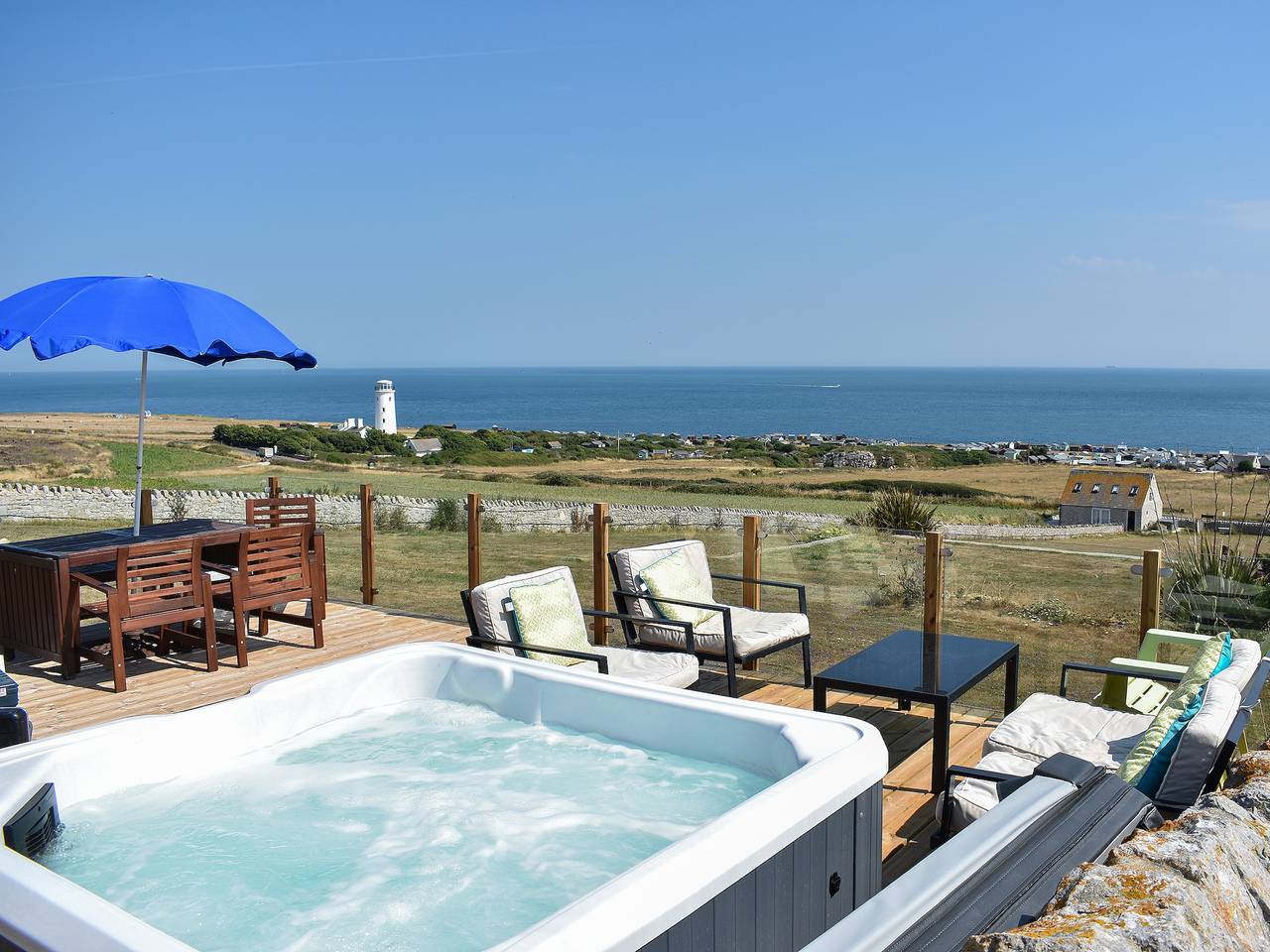 Lloyds Cottage in Isle of Portland, Dorset