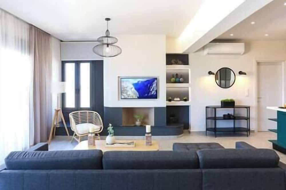 Ganze Wohnung, Dione Seaside Apartment with Sea View in Iraklio-Heraklion und Umgebung