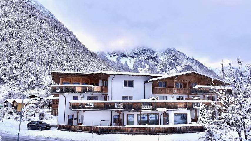 Hütte für 3 Personen, mit Balkon, mit Haustier in Leutasch
