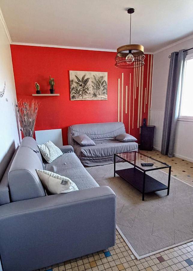 Location de vacances pour 5 personnes, avec jardin à Saint-Romain-sur-Cher