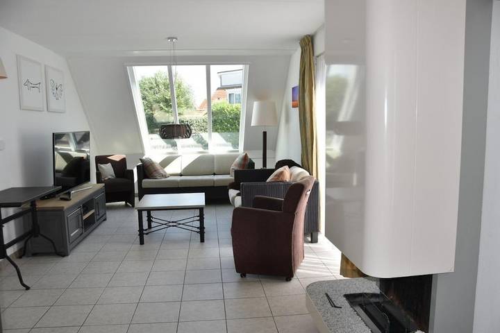 Ferienhaus für 6 Personen, mit Terrasse und Whirlpool sowie Garten und Sauna in Scharendijke - 4
