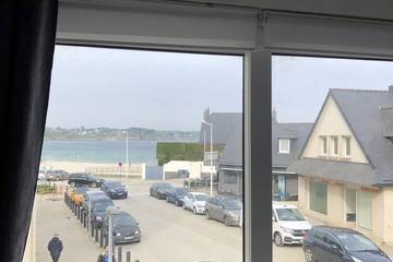 Gîte pour 2 personnes, avec balcon dans Plage Trez-Hir