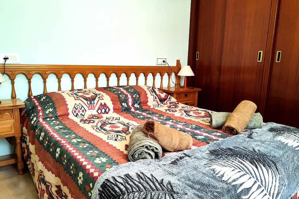 Apartamento entero, Piso con terraza y balcón muy centrico en La Ràpita in Tierras del Ebro, Costa Dorada