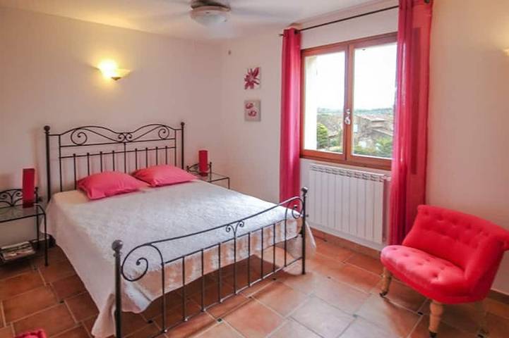 Location de vacances pour 12 personnes, avec jardin, animaux acceptés à Seillans - 4