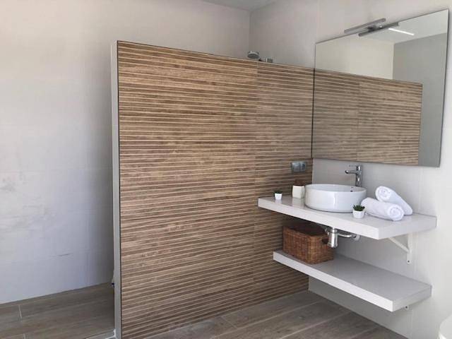 Casa rural para 18 personas, con jardín además de vistas y piscina en Riogordo - 2