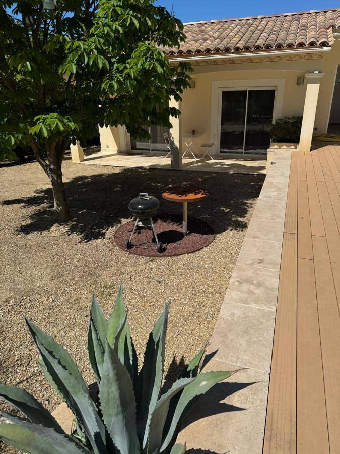 Maison avec piscine pour 2 personnes à Valensole in Valensole, Alpes-de-Haute-Provence