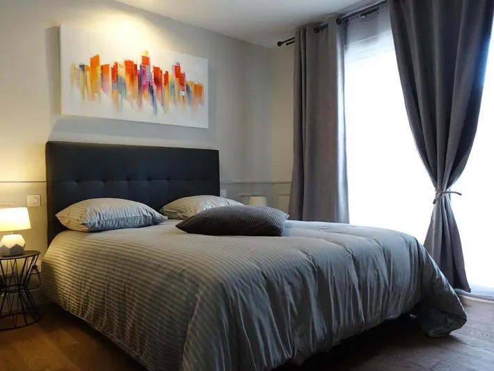 Alojamiento y desayuno para 2 personas, con piscina y jardín - 1