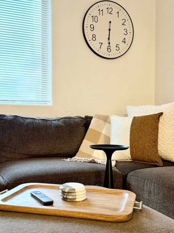 Vacation Rental for 4 Guests in Coeur d'Alene, Coeur d'Alene National Forest, Picture 4