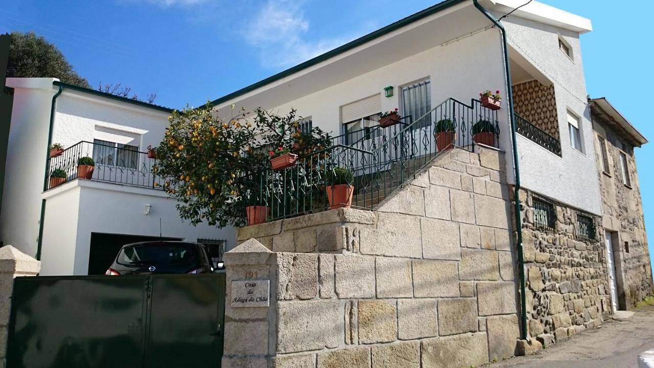Casa Quinta da Adega do Chão - Vale do Douro in Serra do Marão, Cambres