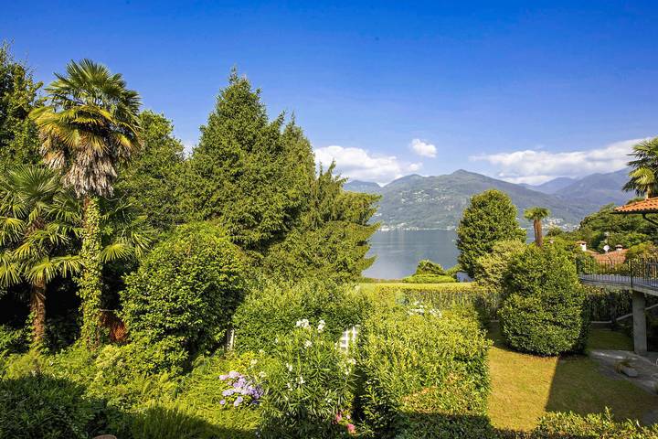 Ferienhaus für 4 Personen, mit Garten und Seeblick sowie Balkon und Ausblick am Lago Maggiore - 2