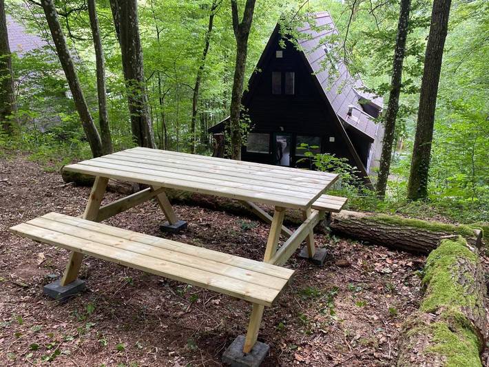 Bungalow voor 5 personen, with uitzicht and tuin as well as zwembad in Durbuy