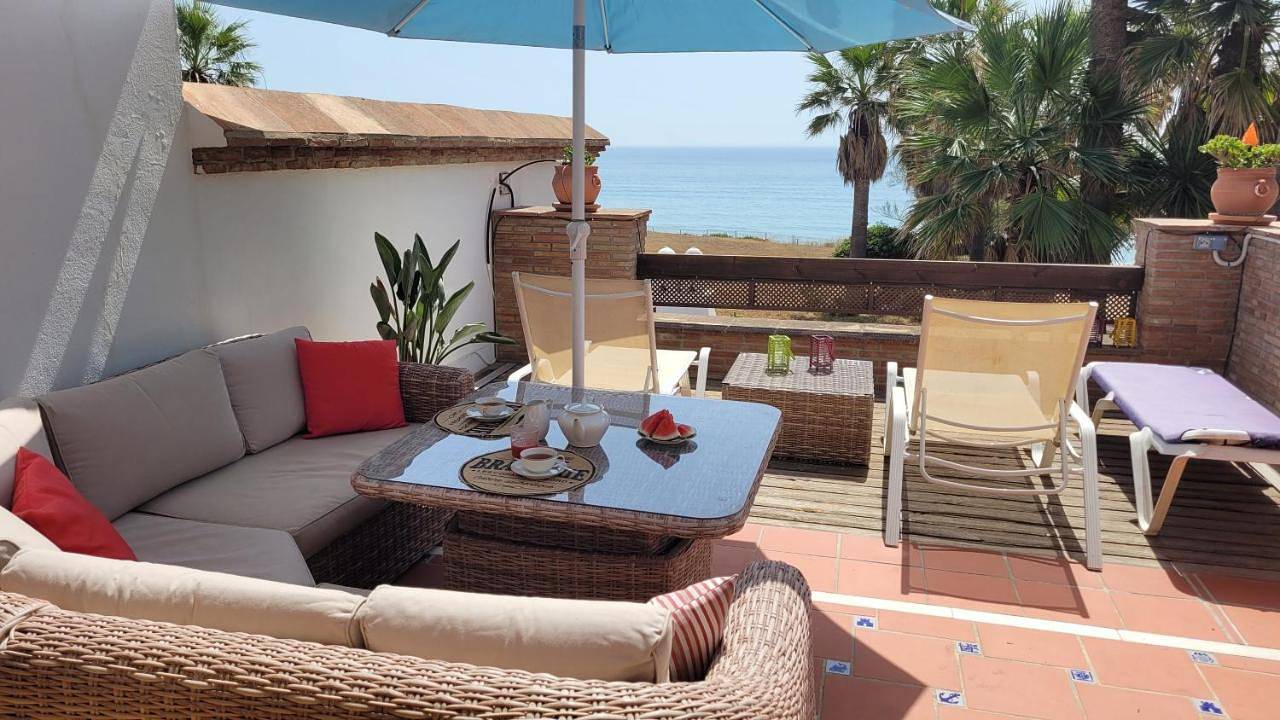 Villa in Playa de La Alcaidesa, San Roque