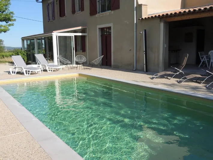 Maison de vacances pour 10 personnes, avec piscine ainsi que jardin et terrasse, animaux acceptés - 1