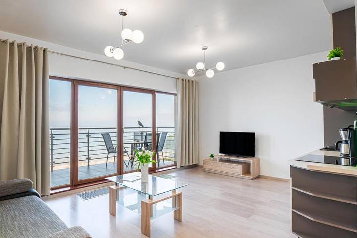 Ferienwohnung für 6 Personen, mit Balkon und Ausblick in Dziwnówek