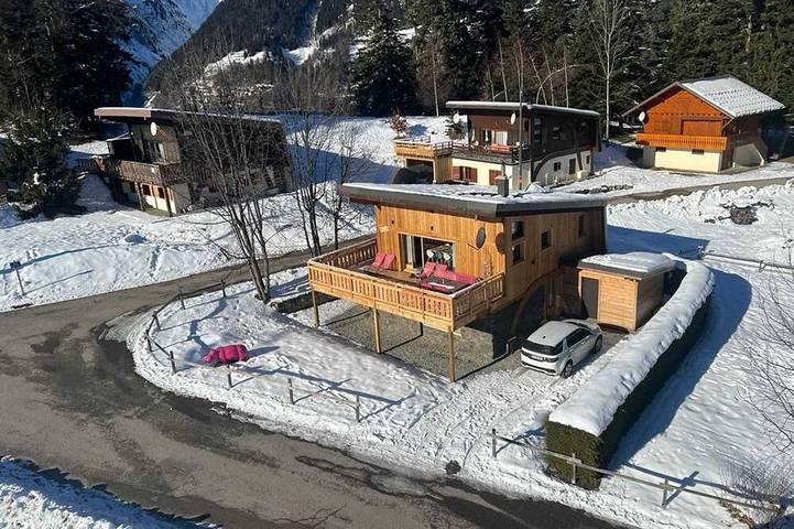 Chalet für 8 Personen, mit Garten in La Léchère