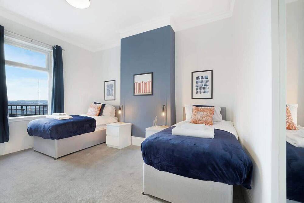 Large 3 Bed Near Sunderland City Centre and Coast in Sunderland