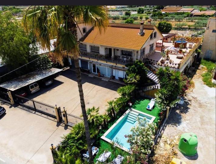 Location de vacances pour 22 personnes, avec jardin ainsi que vue et piscine à Lorca - 4