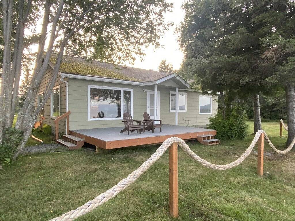 Starfish Bungalow Amazing View!! Kachemak Drive in Homer, Kenai Peninsula