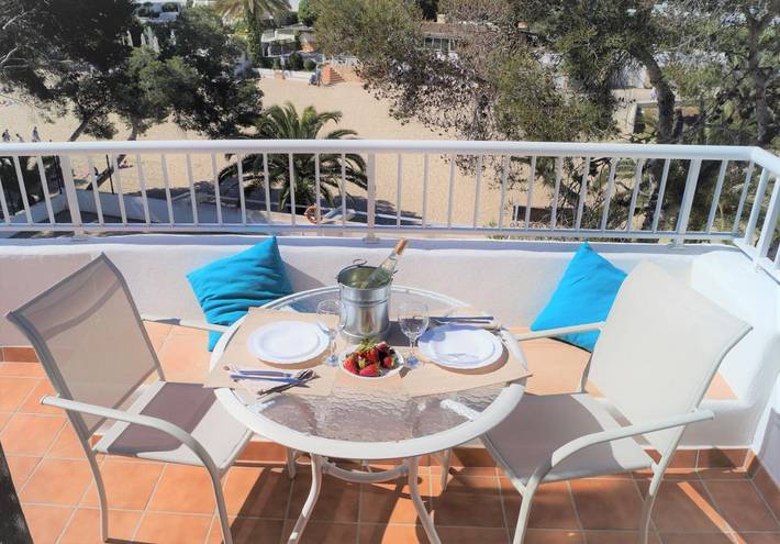 Apartahotel para 6 personas, con Balcón y Terraza además de Jardín y Piscina en Cala d'Or
