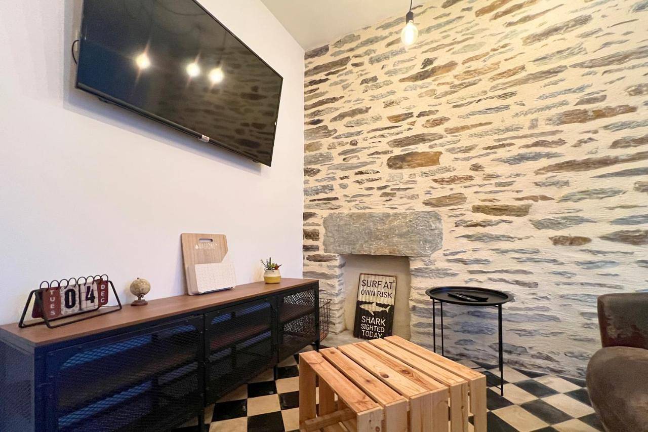 Appartement entier, One-Bedroom Apartment in Équeurdreville-Hainneville, Cherbourg-en-Cotentin