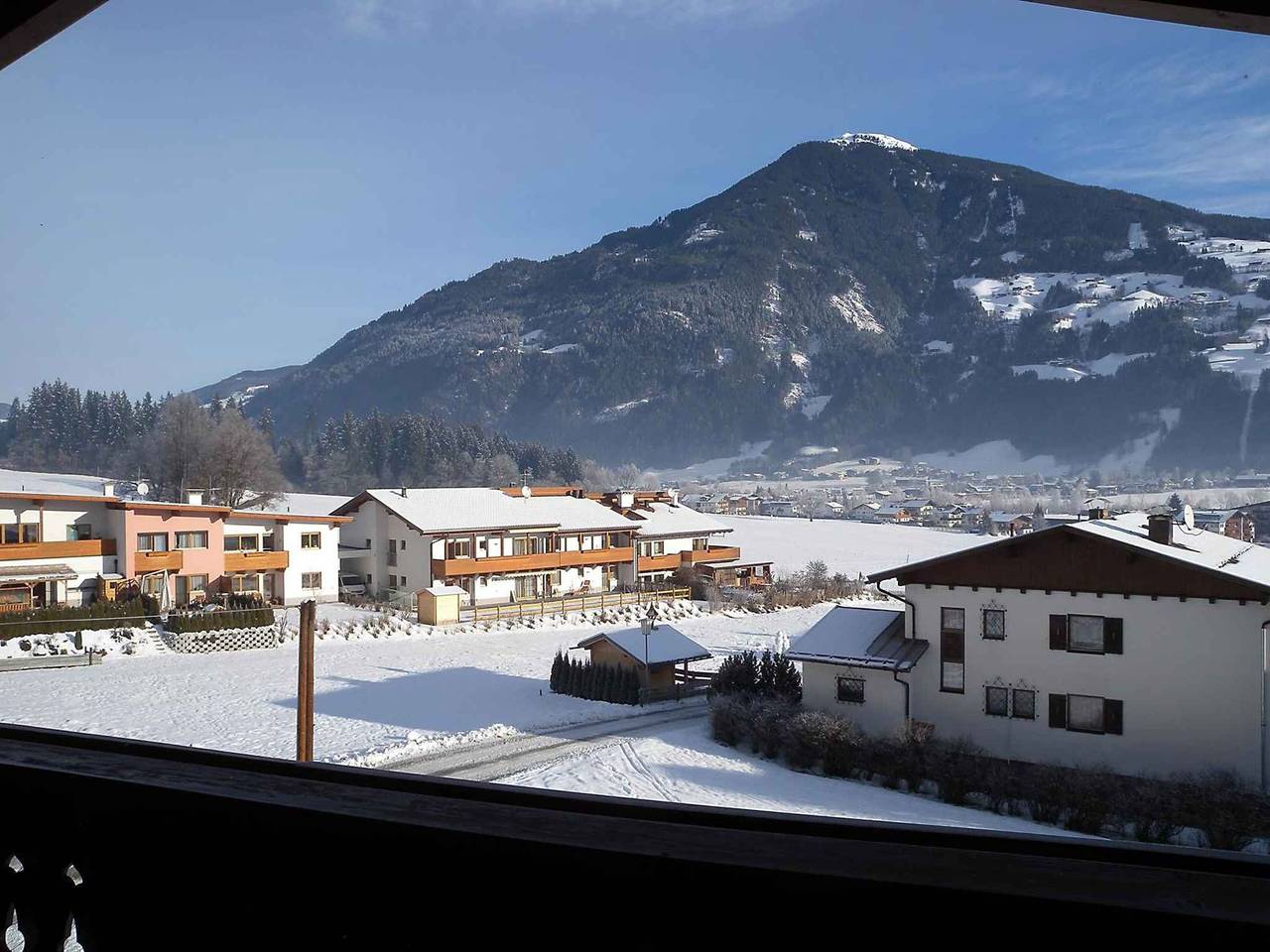 Ganze Ferienwohnung, Ferienwohnung mit Balkon in Zentrumsnähe  in Kaltenbach, Ski-Optimal Hochzillertal