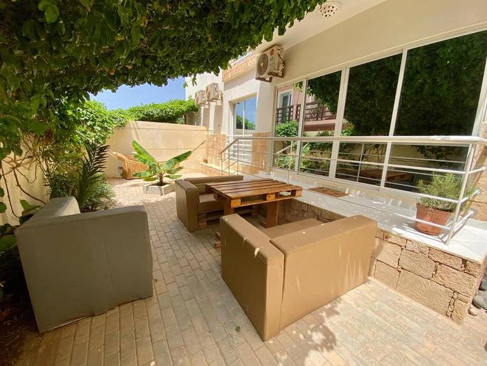 Location de vacances pour 6 personnes, avec piscine ainsi que vue et jardin dans Boa Vista (homonymie) - 2