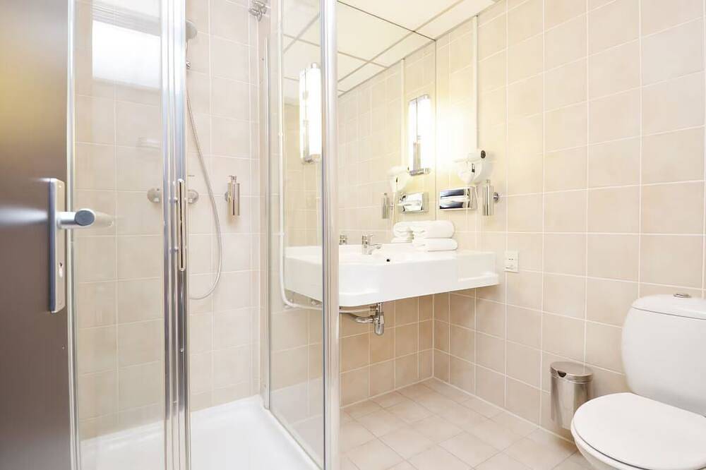 Wellness Retreat Near National Parks & City Landmarks! Onsite Dining! in Noord-Brabant