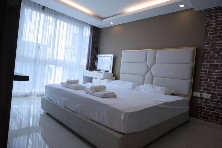 Apartamento de vacaciones para 2 personas, con balcón además de vistas y piscina - 1