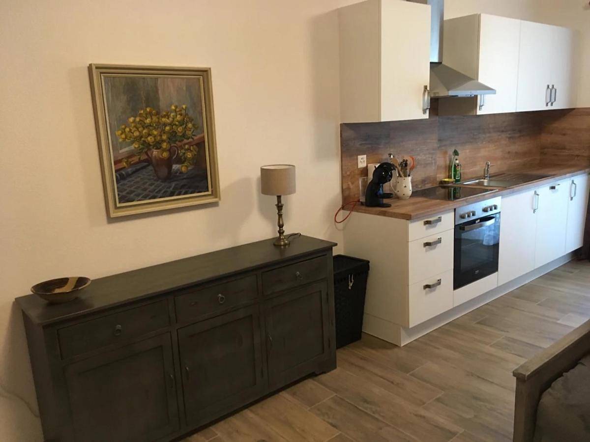 Ganze Wohnung, Two-Bedroom Apartment in Val-de-Travers, Massif du Jura