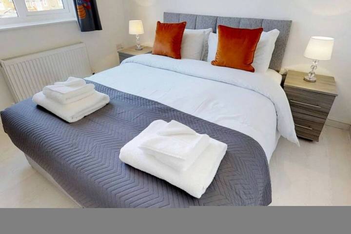 Apartment for 6 people in Hertfordshire