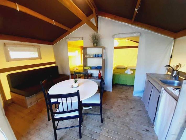 Gîte pour 4 personnes, avec bassin pour enfant et jacuzzi à Coulon - 3
