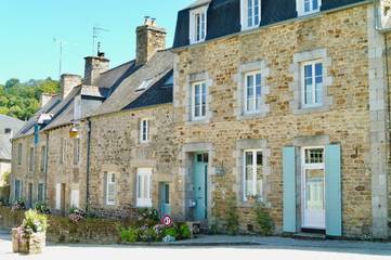 Chambre d’hôte pour 2 personnes, avec vue ainsi que jardin et terrasse à Léhon
