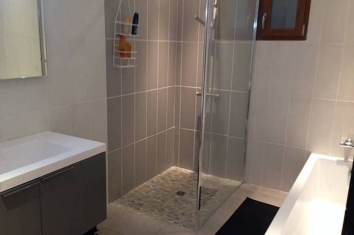 Gîte pour 6 personnes, avec jardin à Olivese - 4