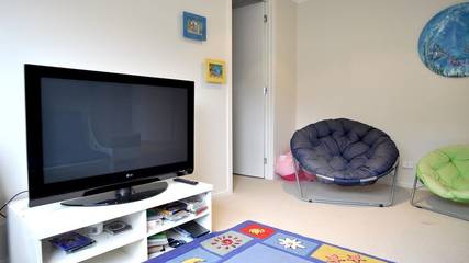 Holiday Home for 10 People in Inverloch, Bass Coast Shire, Photo 2