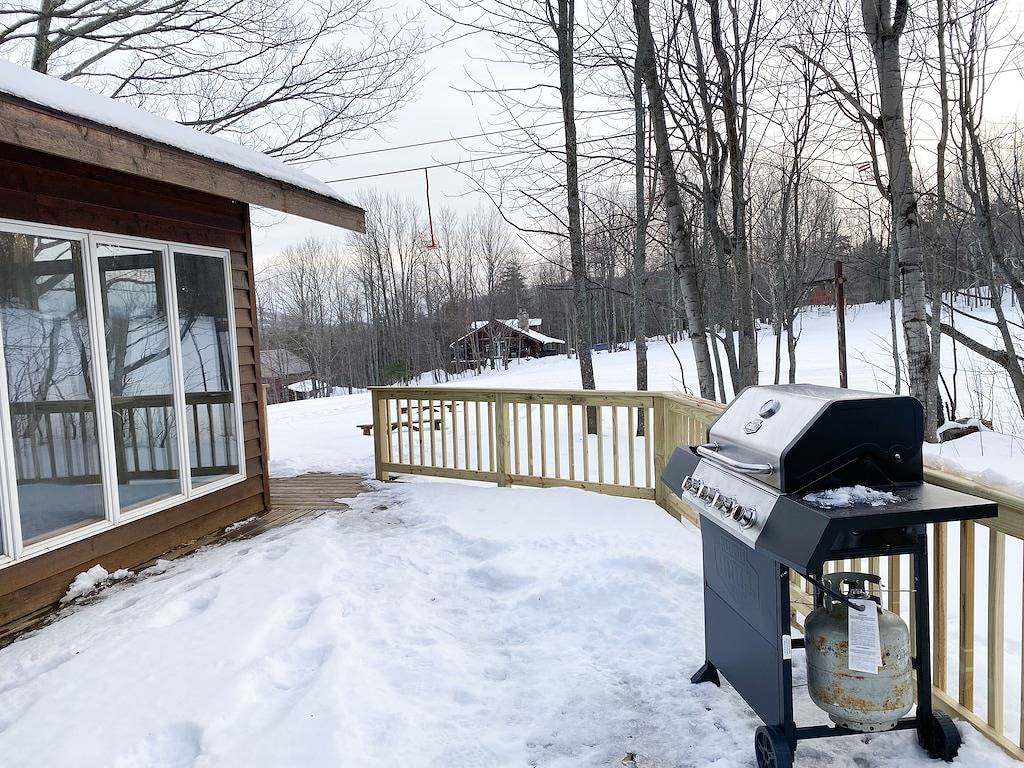 A Large Trailferienhaus mit wunderschönen Möbeln und Indoor Whirlpool und Sauna in Gogebic County