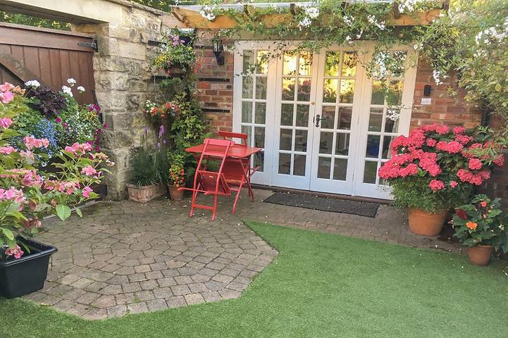 Holiday rental for 2 people, with Hot tub and Garden in Malton